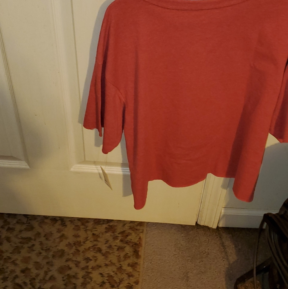 Friends t shirt new with tags - Picture 2 of 5